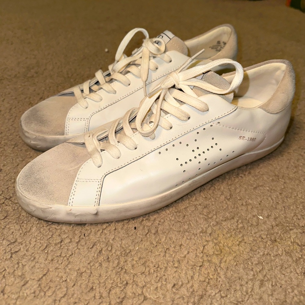 Sam Edelman Sneaker